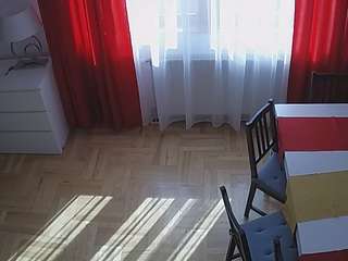 voyeurcam-julmodels-dining-2 camsoda