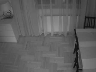  voyeurcam-julmodels-dining-2 chat room