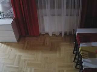 voyeurcam-julmodels-dining-2