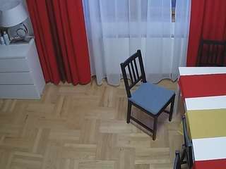 voyeurcam-julmodels-dining-2 webcam model