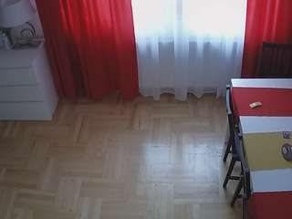 voyeurcam-julmodels-dining-2 camsoda