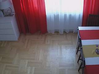 voyeurcam-julmodels-dining-2 camsoda