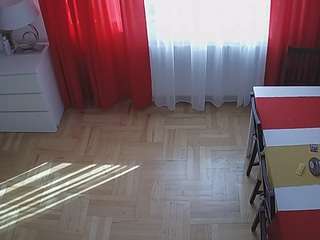 voyeurcam-julmodels-dining-2 camsoda