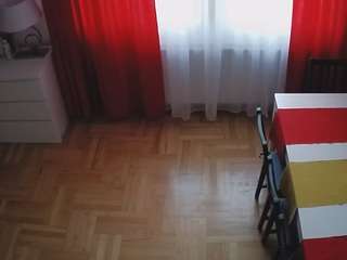 voyeurcam-julmodels-dining-2 camsoda