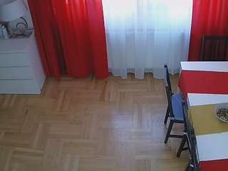 voyeurcam-julmodels-dining-2 camsoda
