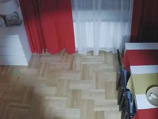 voyeurcam-julmodels-dining-2 camsoda