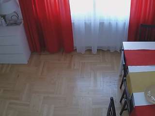 voyeurcam-julmodels-dining-2 camsoda