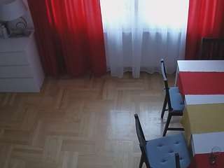 voyeurcam-julmodels-dining-2 camsoda