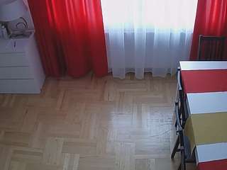 voyeurcam-julmodels-dining-2