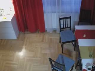 voyeurcam-julmodels-dining-2 webcam model