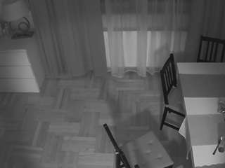 voyeurcam-julmodels-dining-2