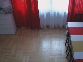 voyeurcam-julmodels-dining-2