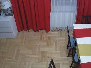 voyeurcam-julmodels-dining-2