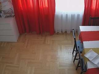 voyeurcam-julmodels-dining-2