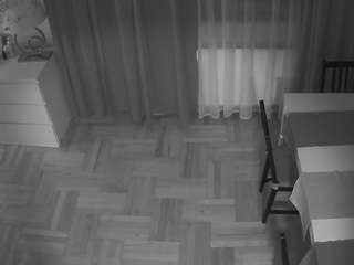 voyeurcam-julmodels-dining-2 camsoda