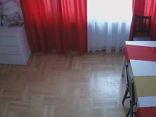 voyeurcam-julmodels-dining-2 camsoda