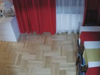 voyeurcam-julmodels-dining-2