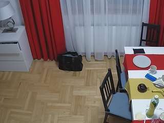 voyeurcam-julmodels-dining-2
