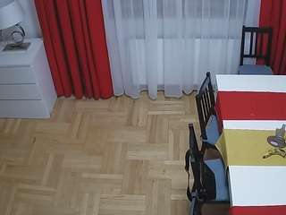 voyeurcam-julmodels-dining-2 webcam