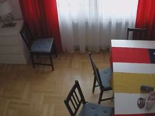 voyeurcam-julmodels-dining-2