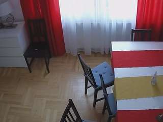 voyeurcam-julmodels-dining-2