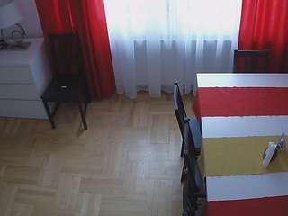 voyeurcam-julmodels-dining-2 live cam profile