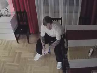 voyeurcam-julmodels-dining-2 live cam profile