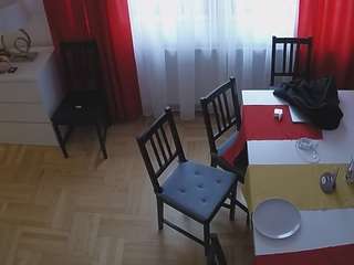 voyeurcam-julmodels-dining-2 live cam profile