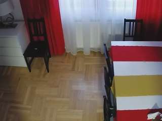 voyeurcam-julmodels-dining-2