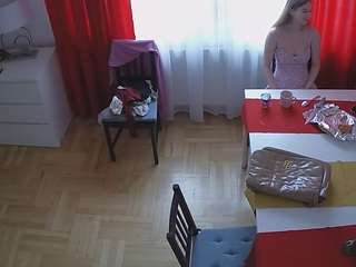 voyeurcam-julmodels-dining-2
