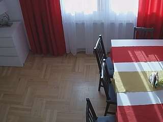 voyeurcam-julmodels-dining-2