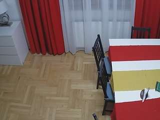 voyeurcam-julmodels-dining-2