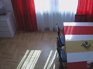 voyeurcam-julmodels-dining-2