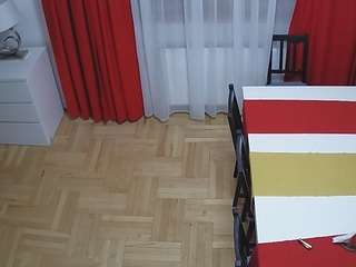 voyeurcam-julmodels-dining-2 Live Webcam on CamSoda