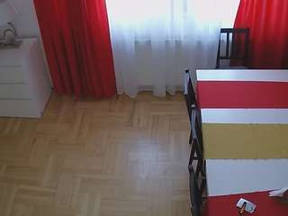 voyeurcam-julmodels-dining-2