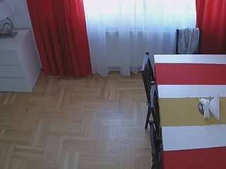 voyeurcam-julmodels-dining-2