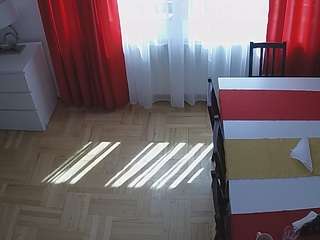 voyeurcam-julmodels-dining-2 webcam