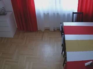 voyeurcam-julmodels-dining-2