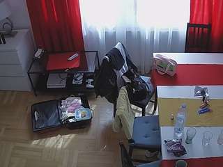voyeurcam julmodels dining 2