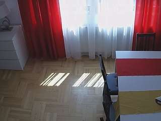 voyeurcam-julmodels-dining-2