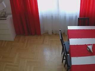 voyeurcam-julmodels-dining-2