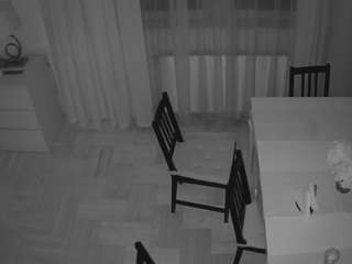 voyeurcam-julmodels-dining-2