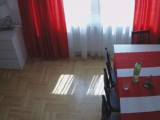 voyeurcam-julmodels-dining-2