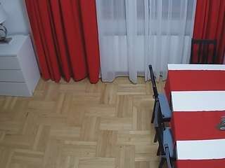 voyeurcam-julmodels-dining-2