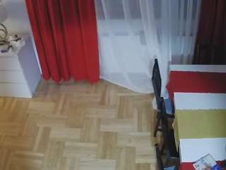 voyeurcam-julmodels-dining-2