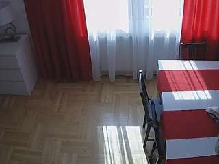 voyeurcam-julmodels-dining-2