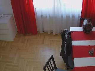 voyeurcam-julmodels-dining-2