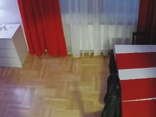 voyeurcam-julmodels-dining-2
