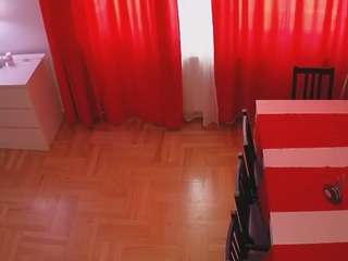 voyeurcam-julmodels-dining-2
