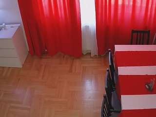 voyeurcam-julmodels-dining-2